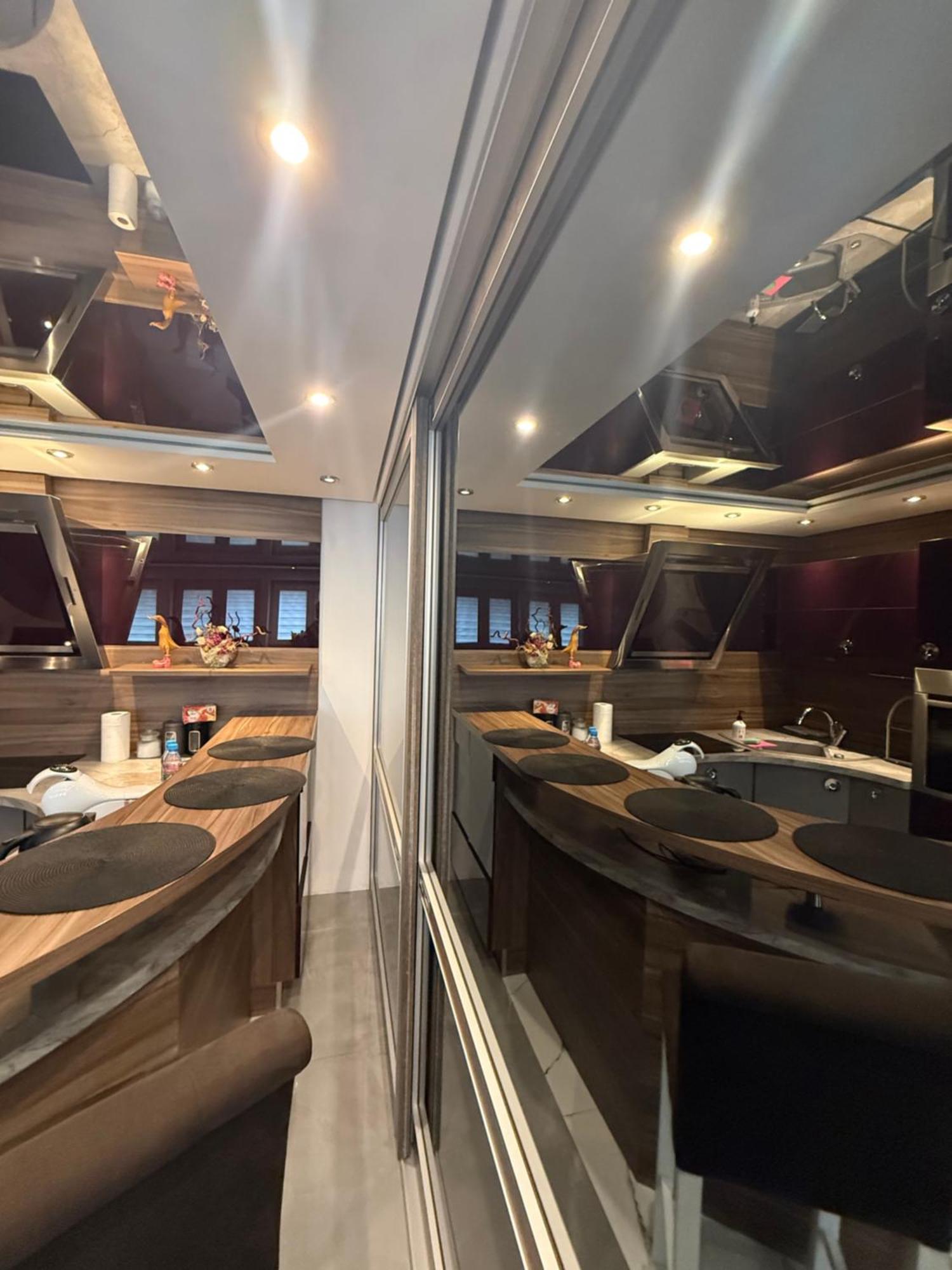 Deluxury Mirror Apartament Centrum Варшава Екстер'єр фото